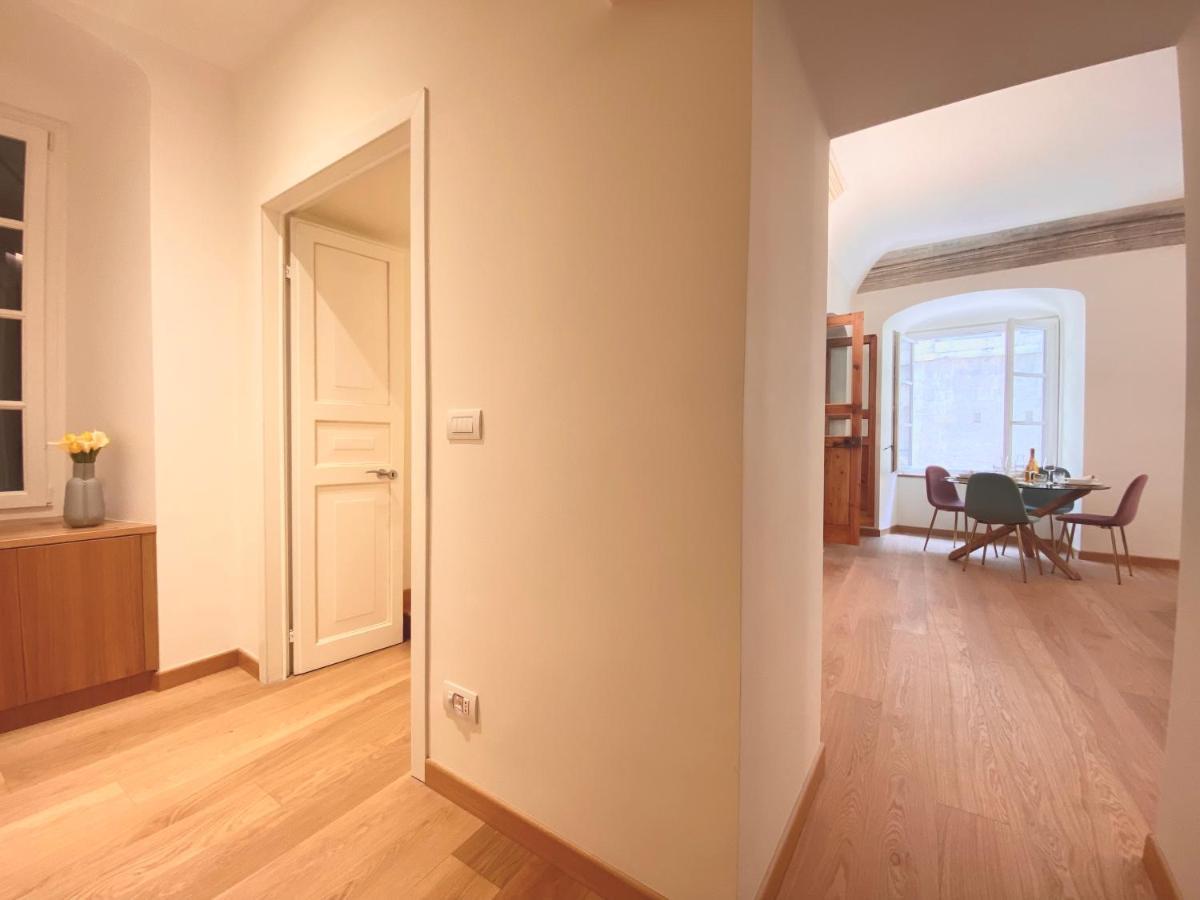 Amazing San Lorenzo 19, Rolli Palace Unesco - Stunning View Overlooking The Cathedral - Free Private Parking- Генуя Екстер'єр фото